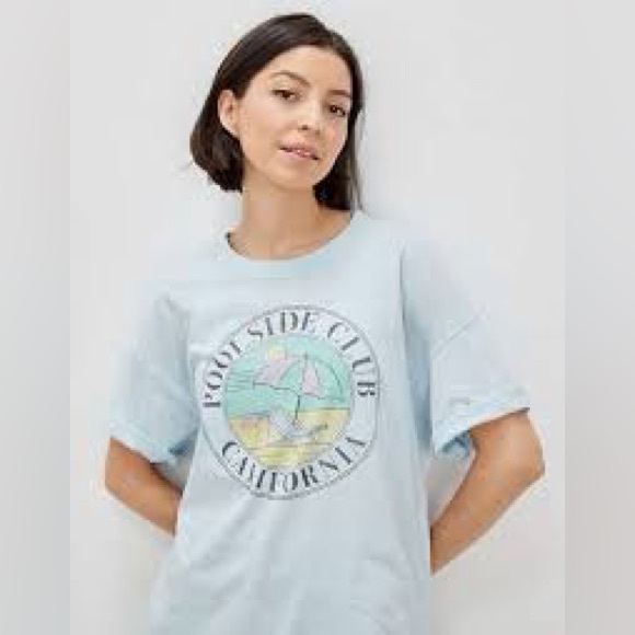 American Eagle Outfitters Tops - American Eagle Outfitters Light Blue Graphic Tee